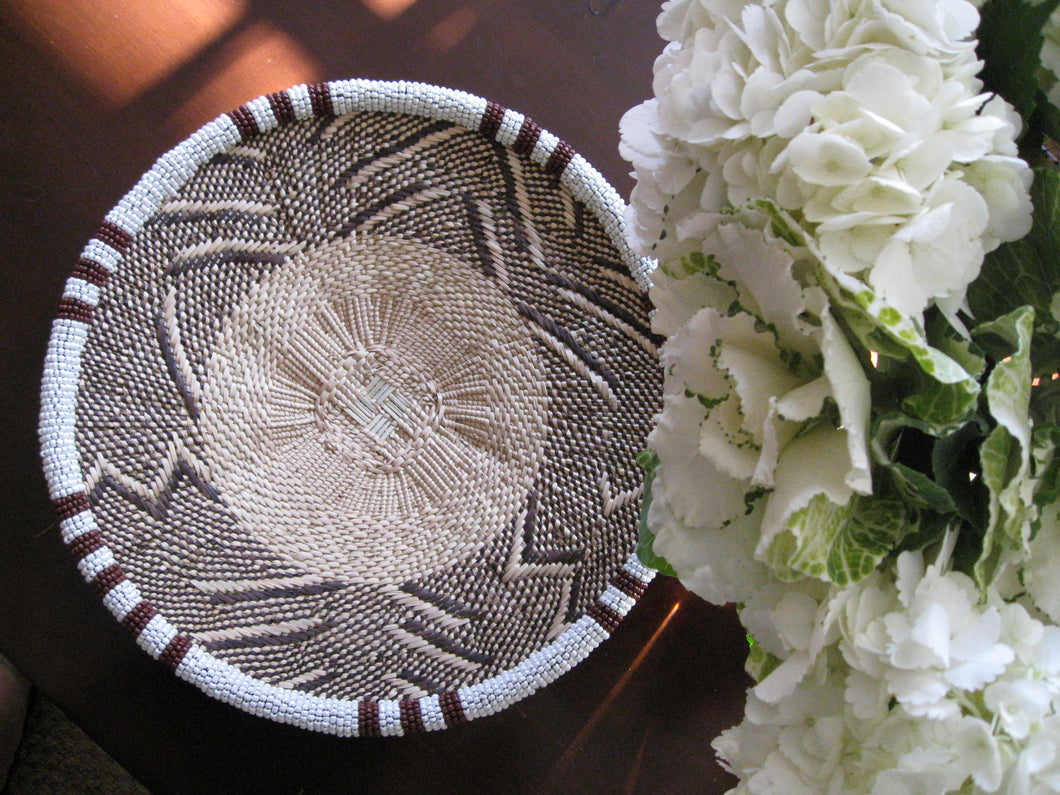 INGANE WHITE AND BROWN BEADED BASKET - PEBBLES SOLD
